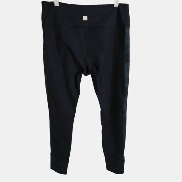 Vuori Asymmetric Block Leggings Black Camo Contrast XLarge - Picture 9 of 12